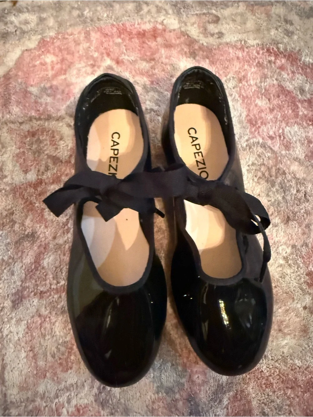 Capezio tap shoes tyette black bow size 2.5